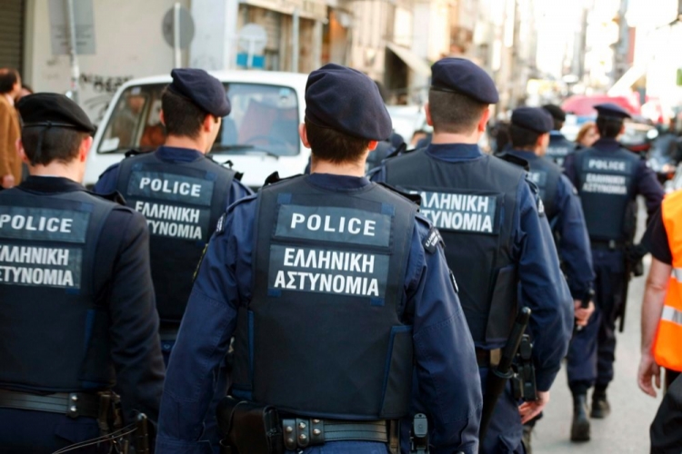 Προσαγωγές και συλλήψεις σε Ρομά στη Μεσσηνία